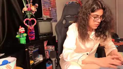 glaceon9 online show from 03-02-25, 04:07