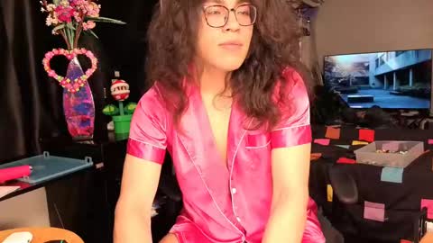 glaceon9 online show from 03-07-25, 11:05