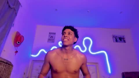 Snapshot of glader_guy chatting on 10-16-25, 11:17 only for you bby online show from 10-16-25, 11:17