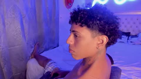 Snapshot of glader_guy chatting on 10-17-25, 10:56 only for you bby online show from 10-17-25, 10:56