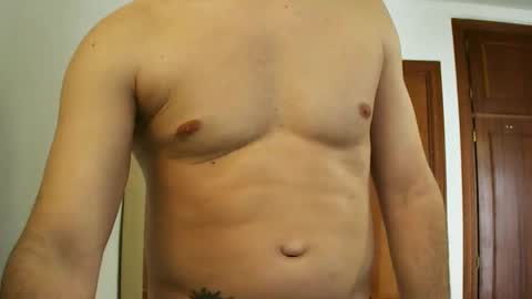 gladiator_18 online show from 02-02-25, 04:32