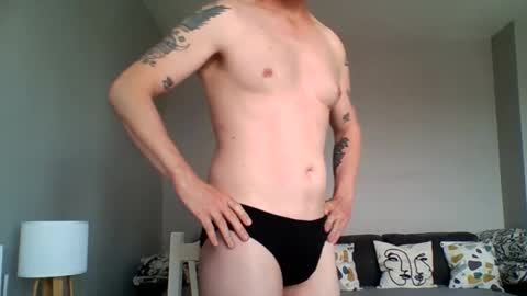 Snapshot of gladius_grande chatting on 06-10-26, 11:53 Gladius Grande online show from 06-10-26, 11:53