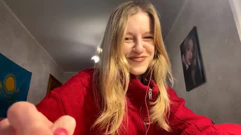 Snapshot of gladyswigg chatting on 04-01-26, 11:22 gladyswigg online show from 04-01-26, 11:22