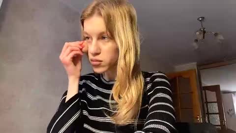 Snapshot of gladyswigg chatting on 04-03-26, 09:07 gladyswigg online show from 04-03-26, 09:07