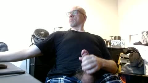 glaikind925958 online show from 06-18-26, 02:56