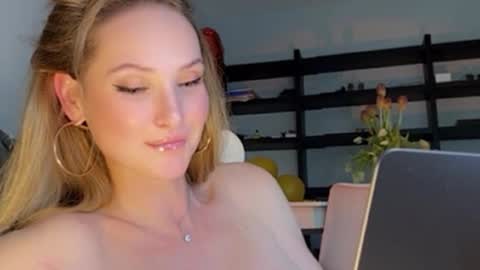 glammiss online show from 05-01-26, 03:05
