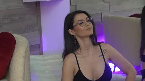 CharmingMom online show from 03-06-26, 04:53