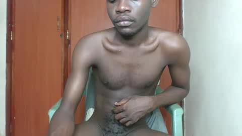 Snapshot of glane_ chatting on 02-02-26, 08:13 James online show from 02-02-26, 08:13