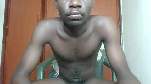 Snapshot of glane_ chatting on 02-06-26, 05:27 James online show from 02-06-26, 05:27