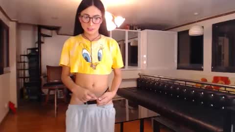 Snapshot of gleiahong chatting on 09-21-25, 12:07 gleiahong online show from 09-21-25, 12:07