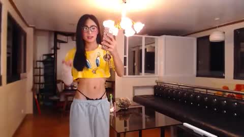 Snapshot of gleiahong chatting on 09-27-25, 12:10 gleiahong online show from 09-27-25, 12:10