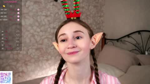 Sandra  online show from 12-28-24, 04:20