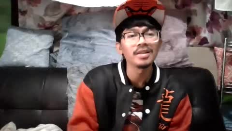 Snapshot of glennbunnylovedaddy69 chatting on 09-09-25, 12:26 glennbunnylovedaddy69 online show from 09-09-25, 12:26