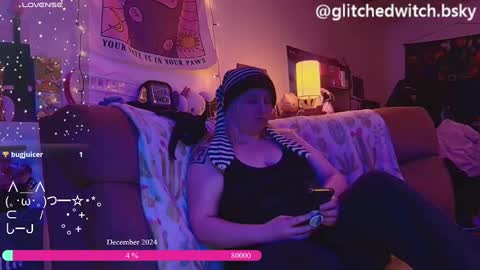 Glitch online show from 12-18-24, 07:04