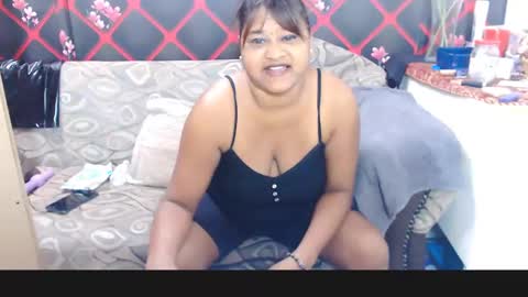 glitter candy online show from 01-12-25, 05:11