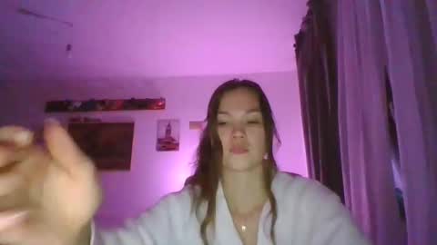 glitter_doll online show from 01-10-25, 10:04