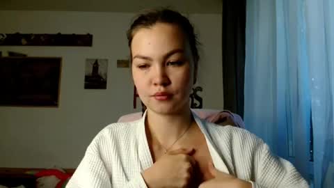 glitter_doll online show from 09-30-25, 10:09