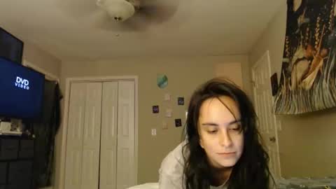 Snapshot of glitterspace chatting on 06-01-26, 04:03 anna online show from 06-01-26, 04:03