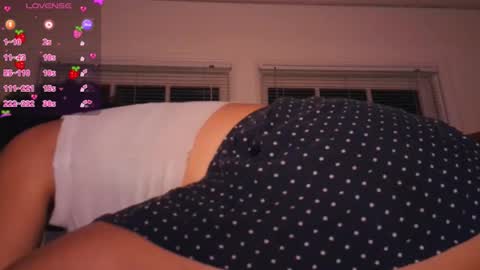 Snapshot of glizzyhotcakes chatting on 11-03-25, 04:47 Glizzy Hotcakes online show from 11-03-25, 04:47