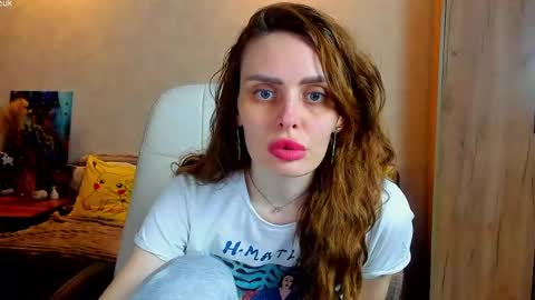 Gloria Wood online show from 05-14-26, 06:26