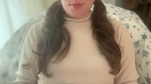 Snapshot of gloriapearl chatting on 05-04-26, 08:43 Gloria Pearl online show from 05-04-26, 08:43