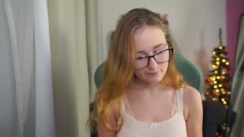 Monica online show from 12-23-25, 09:18