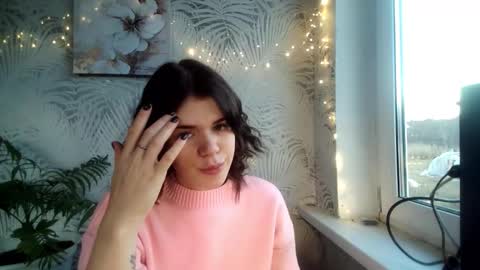 Snapshot of glossy_girl_1 chatting on 11-13-25, 11:20 Roxy online show from 11-13-25, 11:20