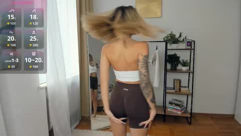 Snapshot of glossybabe_ chatting on 09-12-25, 07:08 Cherry online show from 09-12-25, 07:08