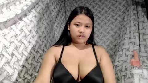 Snapshot of glossyrina chatting on 07-16-26, 03:07 Rina3 online show from 07-16-26, 03:07