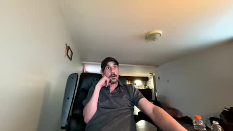 gmang4242 online show from 02-26-26, 06:29