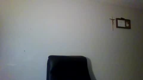 Snapshot of gmang4242 chatting on 07-05-26, 09:44 gmang4242 online show from 07-05-26, 09:44