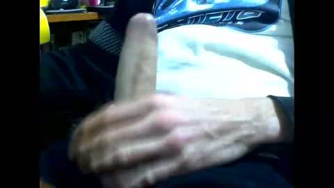 Snapshot of gmjavenger chatting on 05-03-26, 09:37 PencilDick online show from 05-03-26, 09:37