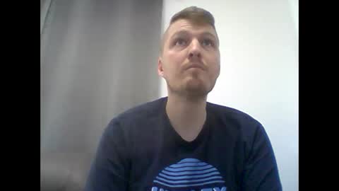 Snapshot of gmonay1331 chatting on 11-25-25, 11:16 gmonay1331 online show from 11-25-25, 11:16