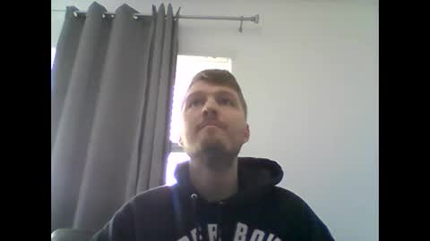 Snapshot of gmonay1331 chatting on 02-12-26, 11:00 gmonay1331 online show from 02-12-26, 11:00