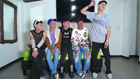 THOMAS AND DAMIAND online show from 10-31-25, 06:42