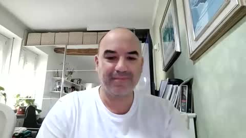 Snapshot of gnoffo77 chatting on 06-05-26, 01:17 Matte online show from 06-05-26, 01:17