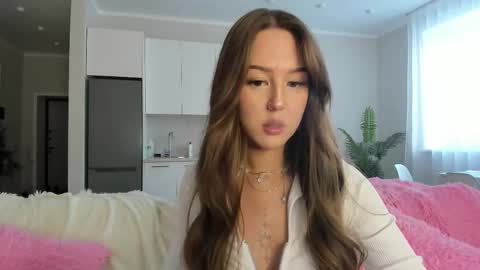 Lina online show from 02-05-26, 08:30