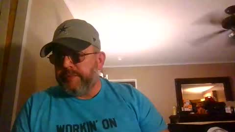 IDKIDCIDGAF online show from 11-27-25, 01:18