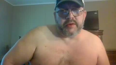 Snapshot of gobey33 chatting on 07-03-26, 06:03 IDKIDCIDGAF online show from 07-03-26, 06:03