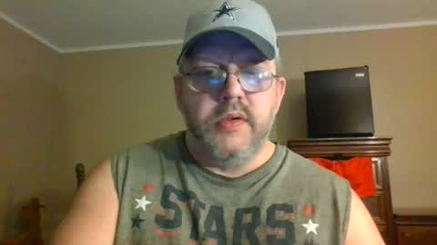 Snapshot of gobey33 chatting on 07-14-26, 02:05 IDKIDCIDGAF online show from 07-14-26, 02:05