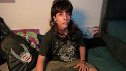 Snapshot of god_dereck chatting on 05-27-26, 02:08 god_dereck online show from 05-27-26, 02:08
