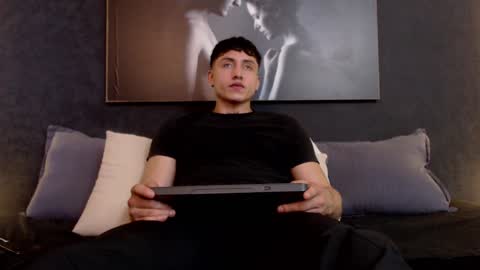 steven online show from 12-22-24, 10:15