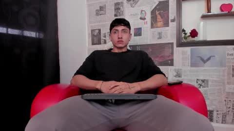 Snapshot of god_of_olympus1 chatting on 02-16-25, 02:43 steven online show from 02-16-25, 02:43