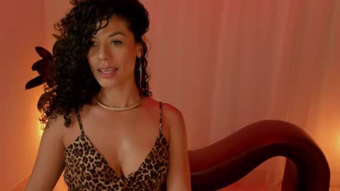 Snapshot of goddes_helena chatting on 01-14-25, 11:37 Elena online show from 01-14-25, 11:37