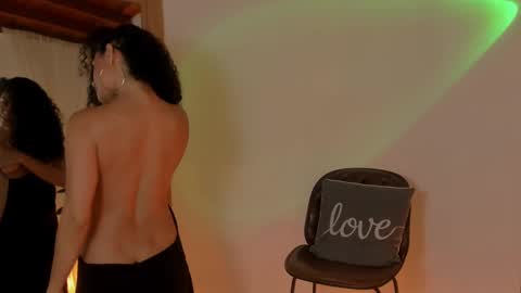 Snapshot of goddes_helena chatting on 02-24-25, 02:30 Elena online show from 02-24-25, 02:30