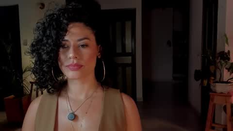 Snapshot of goddes_helena chatting on 02-02-26, 12:31 Elena online show from 02-02-26, 12:31