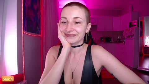 Snapshot of goddess_elpisfoxter chatting on 05-11-26, 09:45 Elpis Foxter online show from 05-11-26, 09:45
