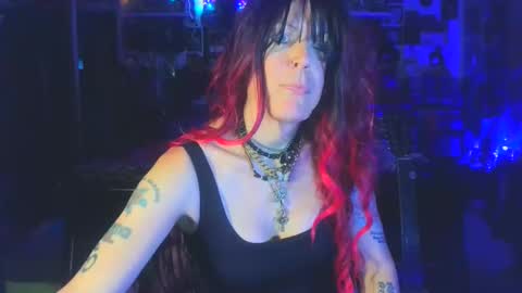 Snapshot of goddess_gia chatting on 06-08-26, 10:21 Gia online show from 06-08-26, 10:21