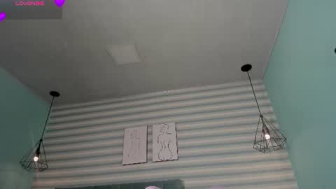 Snapshot of goddess_kianna chatting on 06-26-26, 01:32 Goddess Kianna online show from 06-26-26, 01:32