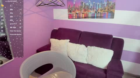 Snapshot of goddess_martina chatting on 12-11-24, 08:50 M A R T I N A online show from 12-11-24, 08:50